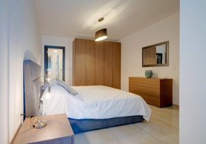 Chic 2BR Apartment, Ideal Location