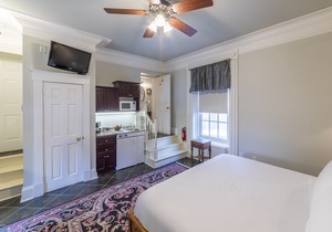 Chipman Hill Suites on Union