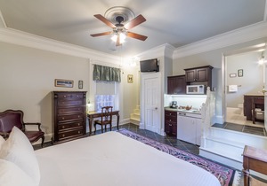 Chipman Hill Suites on Union