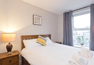 City Centre Apt 10-min walk to Temple Bar Sleeps 4