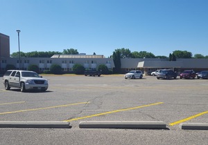 Clarion Hotel & Suites