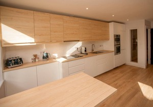 Clifden Town Holiday Apartment (First Floor)