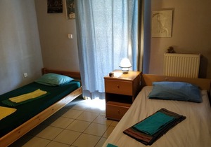 Close to University Of Athens and the sights of Athens
