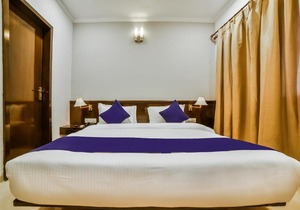 Collection O 30083 The Sapphire Comfort Hotel