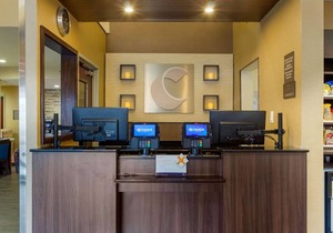 Comfort Inn & Suites