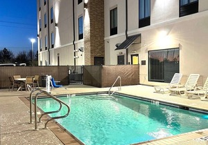 Comfort Suites Near Sam Houston Race Park.