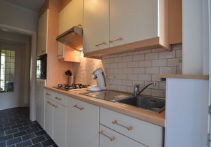 Comfortable apartment in the town centre, within walking distance of the ocean