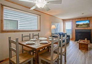 Condo ∙ 2 bedrooms ∙ 8 guests