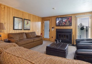 Condo ∙ 2 bedrooms ∙ 9 guests