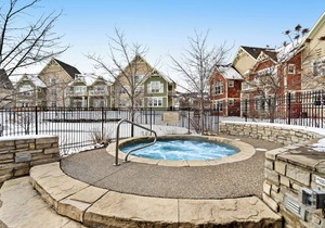 Convenient Condo Steps from Blue Mountain Village w/Free WiFi & Private W/D