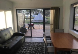 Coonawarra Ensuite Unit A