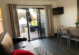 Coonawarra Ensuite Unit A
