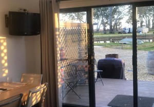 Coonawarra Ensuite Unit D