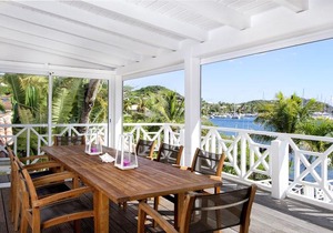 Coralita by Island Properties Online