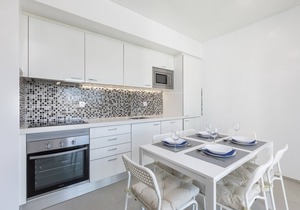 Correeira Luxury Residence T2 D - Albufeira, Pools, Wifi, Bbq, Beach