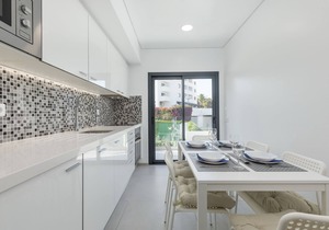 Correeira Luxury Residence T2 I - Albufeira, Pools, Wifi, Bbq, Beach