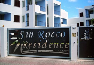Cosy 1st floor coastal apartment on Ionian Sea
