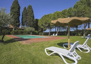 Cosy apartment for 6 people with pool, WIFI, TV, patio, pets allowed and panoramic view