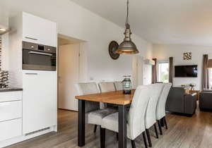 Cosy apartment in villa for 6 guests with WIFI, A/C, pool, TV and terrace