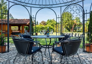 Cosy Vacation Apartment 2 on "Trostelhof" with Balcony
