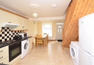 Cottage 236 - Roundstone - sleeps 6 guests in 4 bedrooms