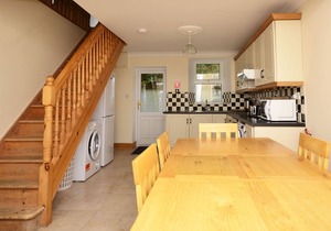 Cottage 236 - Roundstone - sleeps 6 guests in 4 bedrooms