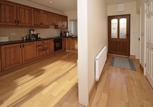 Cottage 323 - Cleggan - sleeps 8 guests in 4 bedrooms