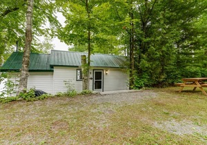 Cottage #5: Pristine Waterfront! Cottages at Bon Echo's Edge