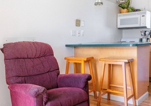 Cottages on Monastery – A Downtown Sitka Retreat