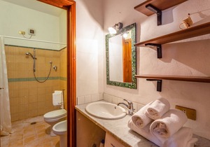 Country House/Farm House in Mastiano with 4 bedrooms sleeps 8
