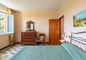 Country House / Farm House in Mastiano with 4 bedrooms sleeps 8