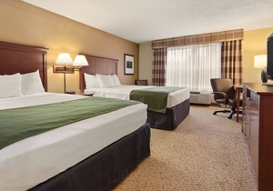 Country Inn & Suites by Radisson, Stevens Point, WI