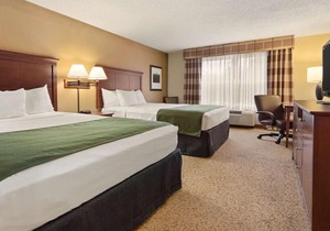 Country Inn & Suites by Radisson Stevens Point WI
