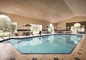 Country Inn & Suites by Radisson, Des Moines West, IA