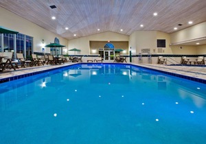 Country Inn & Suites by Radisson, Des Moines West, IA