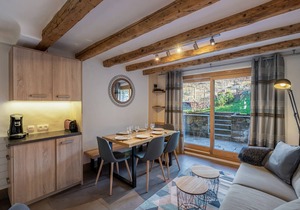 Cozy Chalet with Garden, Near Ski Lifts and Free Bus
