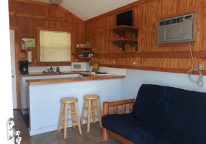 Cozy Cottage #4 Harmon Creek Marina and Campground