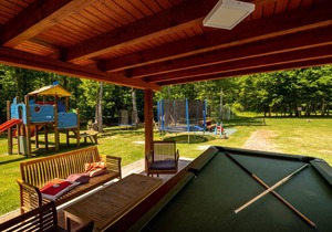 Cozy home in Brestovac with sauna