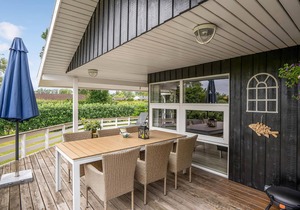 Cozy home in Hejls with sauna