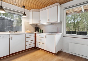 Cozy home in øster assels with sauna