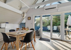Cozy home in Rømø with sauna