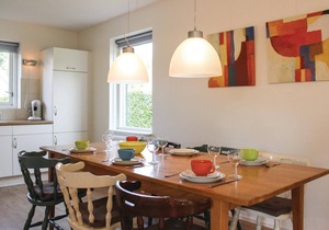 Cozy home in Zonnemaire with WiFi