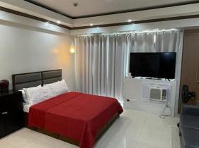 Cozy Layover Condo 8-min Walk to Terminal 3