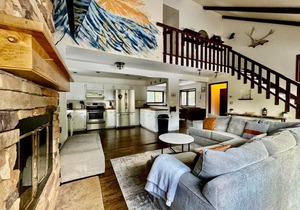 Cozy Mountain Cabin in Cascade, CO!