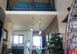 Cozy Penthouse in Tagaytay