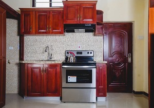 Cozy, private & elegant apartment in Kingston's best urban center - Liguanea!