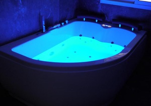 Cozy Rooms - BAÑERA HIDROMASAJE