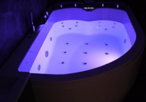 Cozy Rooms - BAÑERA HIDROMASAJE