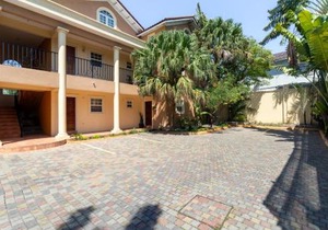 Cozy, upscale apartment centrally located in Kgn 6