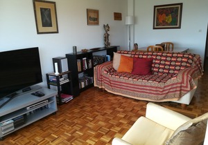 Cozy with Balcony, Great Views, Beach 10min, Train Lisbon & Cascais.
